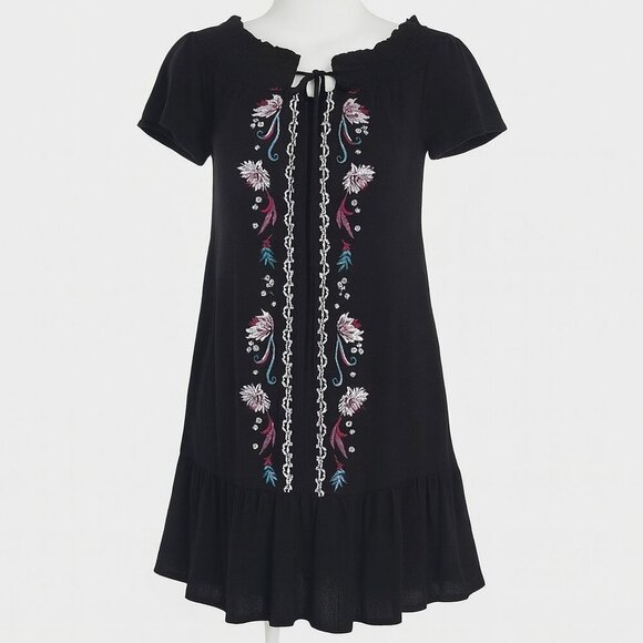 Love, Fire Tops - NWT LOVE, FIRE Black Ruffled Top Size Small